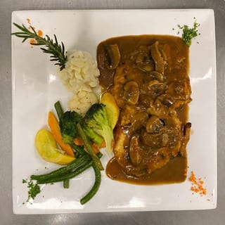 Chicken Scarpariello Lunch